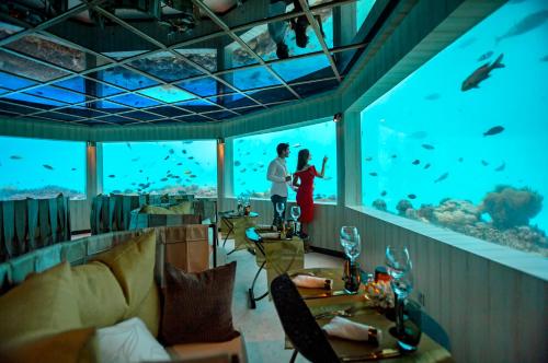 OZEN LIFE MAADHOO - Luxury All Inclusive Stop at OZEN by Atmosphere at Maadhoo - A Luxury All-Inclu to discover the wonders of Maldives Islands. Featuring a satisfying list of amenities, guests will find their stay at the property a comforta