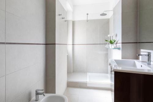 5-Bedroom and Terrace near Ostiense and San Saba - image 4