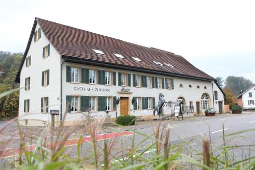Hotel Gasthof Post in Bözen, Schweiz