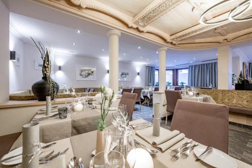ห้องอาหาร, Hotel Regina in โอแบร์กัวร์เกล
