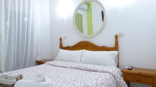 HOSTAL CANDELEDA - image 5