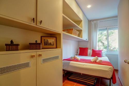 Montroig Zen Penthouse by Hello Homes Sitges - image 4
