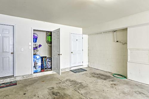 Wildwood Condo Steps to Beach and Boardwalk! - main image
