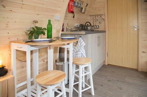 Isla Pod, Kilry eco pods in Bridge of Craigisla