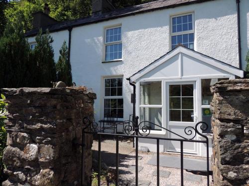 vhod, Red Dragon Cottages nr Mt Snowdon in Plas Gwynant