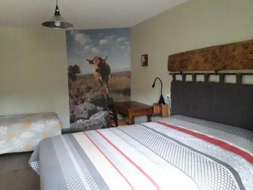 1 queen bed, 1 twin bed