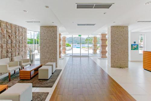 241329922 TUI BLUE Kalamota Island - Adults Only