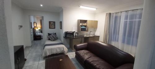Sunbird Garden Cottage Room Type - Family Room