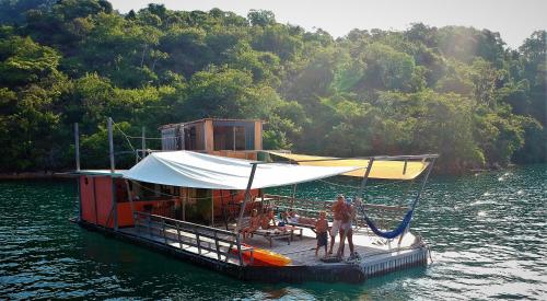 Casa Flutuante Ilha Grande Rj