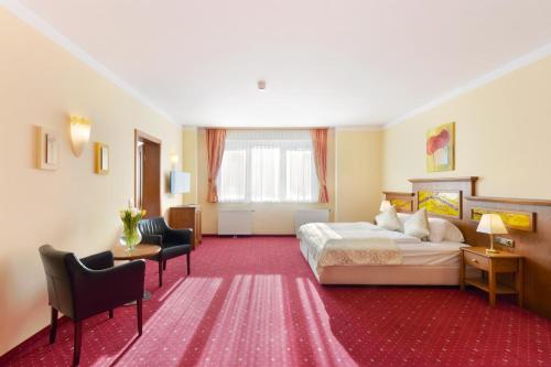 Superior Two-Bedroom Apartment