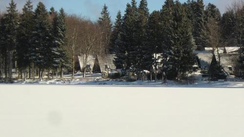 Holiday park- Nurdach 1.6km von Clausthal-Zellerfeld entfernt