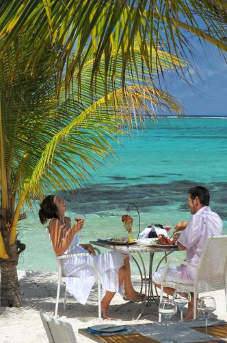 Food and beverages, Astroea Beach Hotel in Mauritius Island