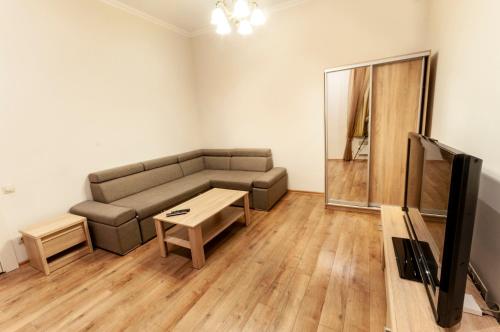 Wonderful flat on city center (Mukachivska 4/8) in Uzhgorod