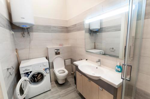 Wonderful flat on city center (Mukachivska 4/8) in Uzhgorod