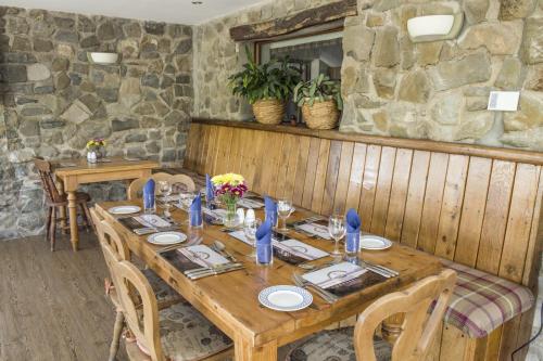 restavracija, Llanerchindda Farm Guest House in Cynghordy