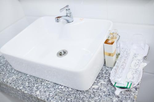 Thy Hung legacy hotel – Tuy Hòa, IL