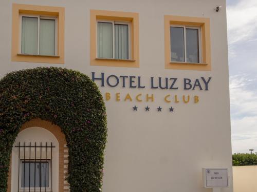 Luz Bay Hotel - main image