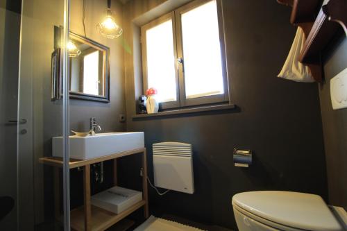 IRIS TOP 3 DESIGN APARTMENT - image 10