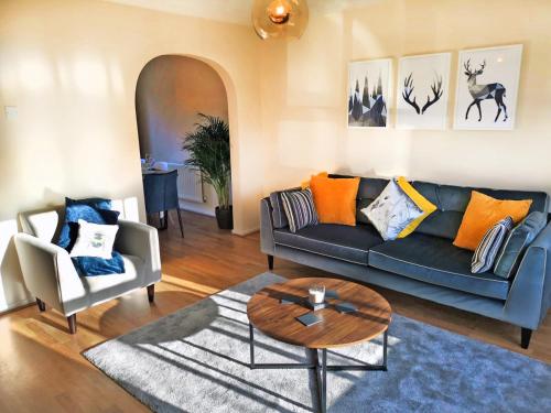 Emerald House - Spacious 3 bed house with ensuite parking gardens and netflix gîte à louer Blackdown Hill