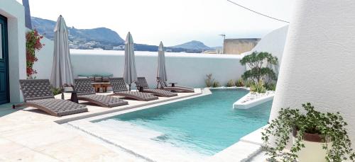  Captain's Luxury Residences in Pirgos