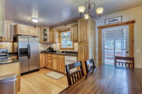 North Upper Truckee Retreat - image 8