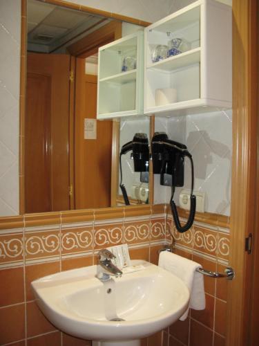 Hotel Doña Catalina - image 13