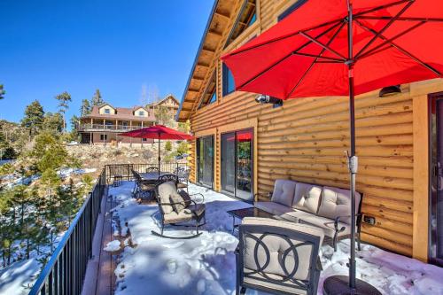 Luxury Mountain Cabin with Furnished Deck and Views!