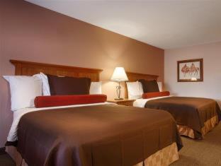 Best Western Plus Saddleback Inn & Conference Center