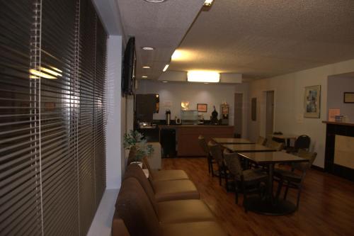 Bestway Inn