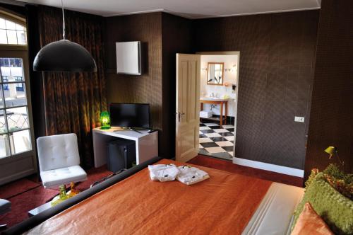 hotel photo