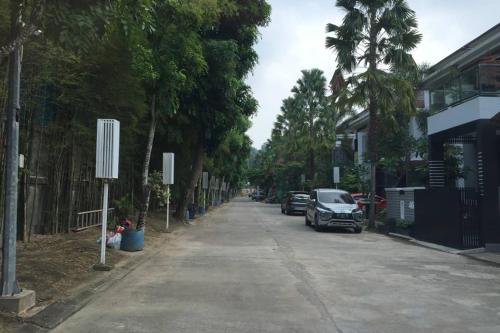 13 min walk to NagoyaHill-3BR, 10pax, Free Pickup