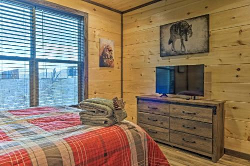 Lightning Bug Lookout Luxury Mountain View Cabin! - image 10