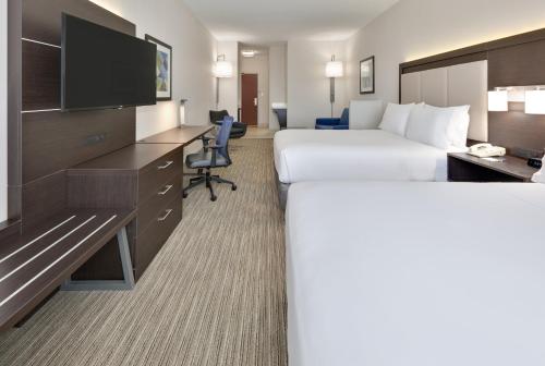 Holiday Inn Express Hotel & Suites Duncanville