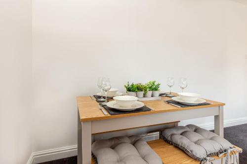 Worcester City Centre - New Street C - 1 Bed Apartment - image 2