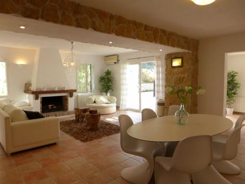 B&B Ses Paisses - Lavish Mansion Only 20 minutes from Ibiza Town - Bed and Breakfast Ses Paisses