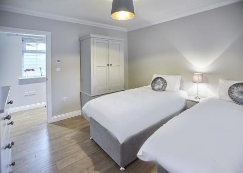 Lowcross Cottage - image 12