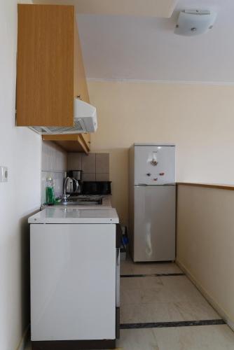 Esperides Beach Hotel Apartments - image 8