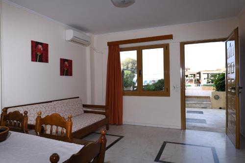 Esperides Beach Hotel Apartments - main image