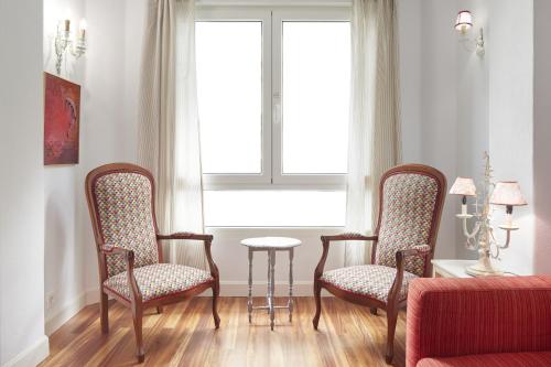 Apartment image 8