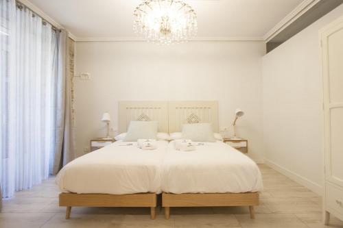 Deluxe Apartment image 10