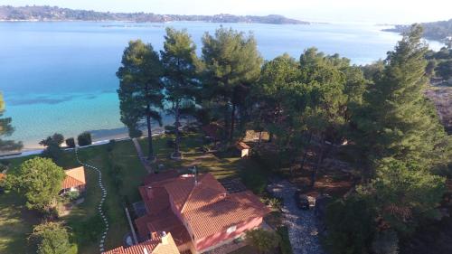 Endless Sea - Beachfront, Sea Views, Private Beach gîte à louer Vourvourou