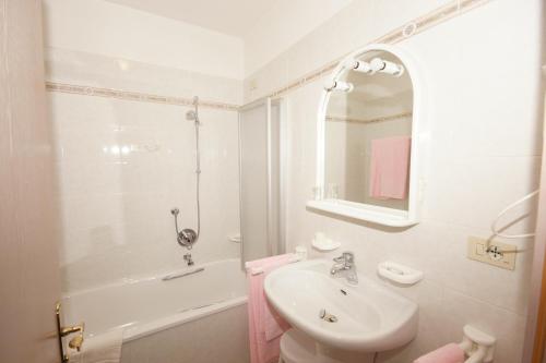 Hotel Villa Mozart 5