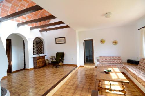 บริการและสิ่งอำนวยความสะดวก, VALL GRAN 2 in ทอร์โรเอลลาเดอมอนทกรี