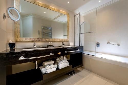 Hotel Ambasciatori - main image