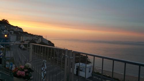 The Sup Shack Wellington Inn – New Quay