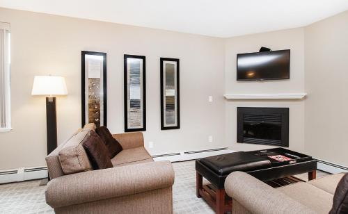 Three-Bedroom Suite image 1