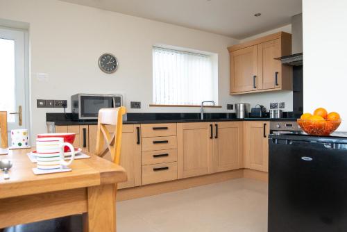 Sea Views Cottage - image 7
