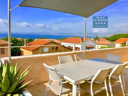 Appartement avec splendide vue mer, à 200 m de la plage, Golfe de Saint-Tropez - Location saisonnière - Roquebrune-sur-Argens