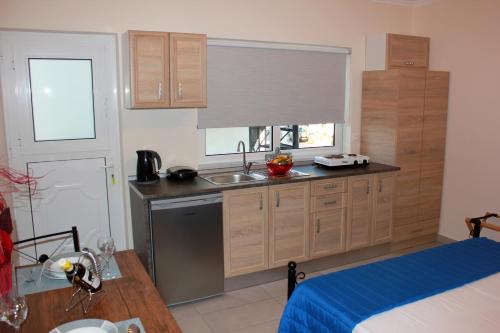  Budget Studio 2 - renovated January 2020 in Charaki