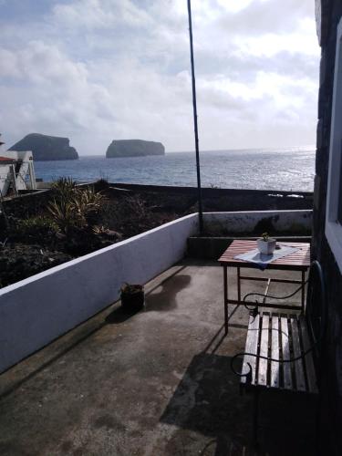 ระเบียง/ชานเรือน, Adega Ilhéu (Adega Ilheu) in เฟเตย์รา